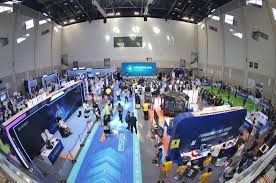 卡洛斯·李在太空人队单场击出两支满垒炮，创下罕见的进攻纪录